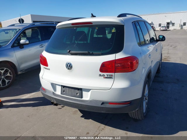 Продажа на аукционе авто 2016 Volkswagen Tiguan Comfort/high/r-line/sp Ed, vin: WVGJV7AX4GW533708, номер лота: 12700587
