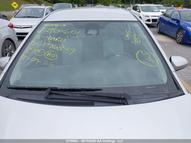 Toyota YARIS LE 2018 VNKKTUD38JA096829 Image 17