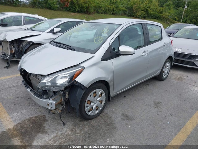 Toyota YARIS LE 2018 VNKKTUD38JA096829 Image 2
