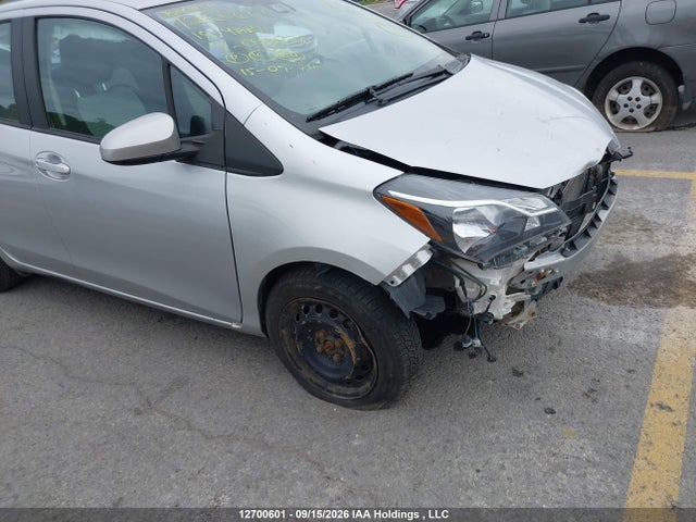 Toyota YARIS LE 2018 VNKKTUD38JA096829 Image 21