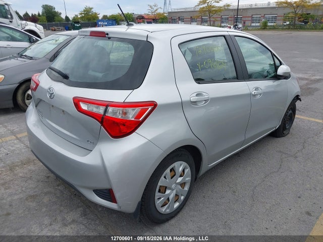 Toyota YARIS LE 2018 VNKKTUD38JA096829 Image 4