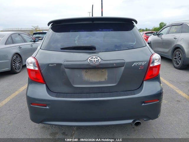 12691348 :رقم المزاد ، 2T1KU4EE2BC637196 vin ، 2011 Toyota Matrix مزاد بيع