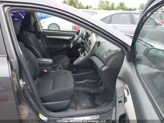12691348 :رقم المزاد ، 2T1KU4EE2BC637196 vin ، 2011 Toyota Matrix مزاد بيع