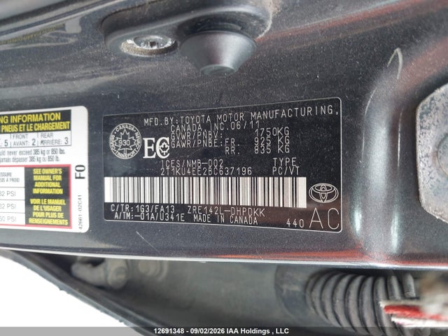 12691348 :رقم المزاد ، 2T1KU4EE2BC637196 vin ، 2011 Toyota Matrix مزاد بيع