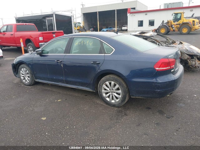 12694941 :رقم المزاد ، 1VWAS7A3XFC105987 vin ، 2015 Volkswagen Passat 1.8 Tsi Trendline مزاد بيع