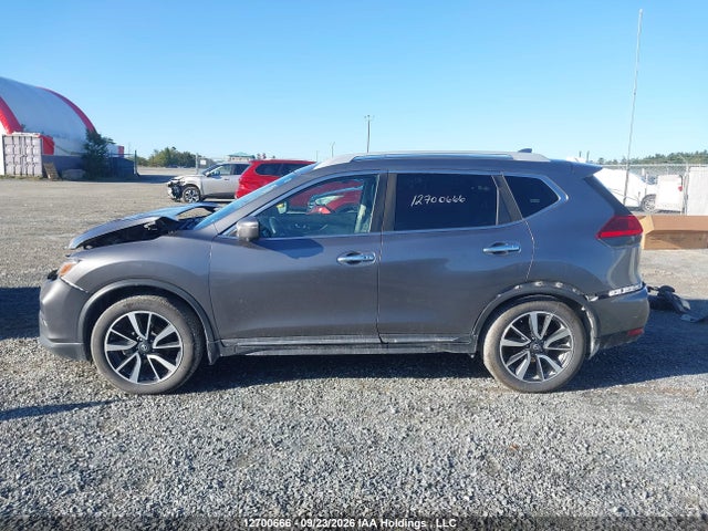 Продажа на аукционе авто 2017 Nissan Rogue S/sl Platinum/sv, vin: 5N1AT2MV7HC792957, номер лота: 12700666