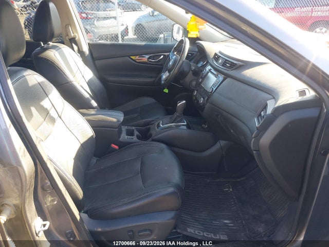 Продажа на аукционе авто 2017 Nissan Rogue S/sl Platinum/sv, vin: 5N1AT2MV7HC792957, номер лота: 12700666