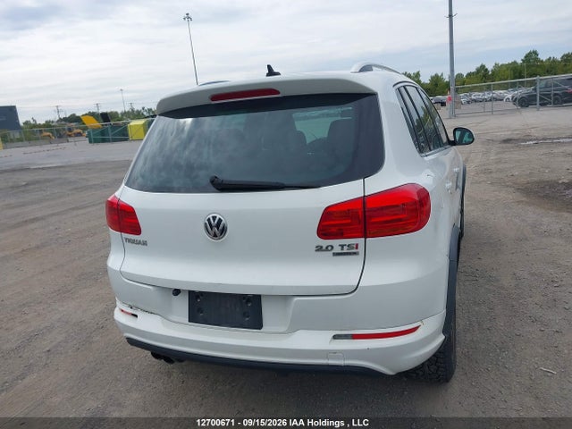 Volkswagen Tiguan 2015 WVGJV7AX2FW065475 Image 16