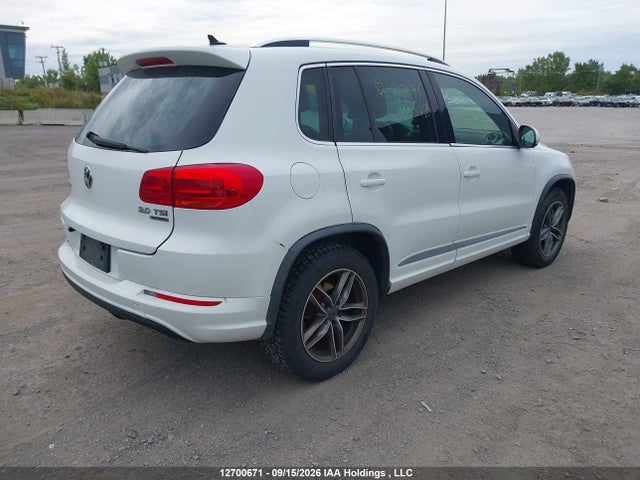 Volkswagen Tiguan 2015 WVGJV7AX2FW065475 Image 4