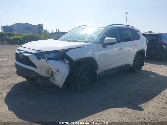 2T3B1RFV6LC098174 Toyota RAV4 LE