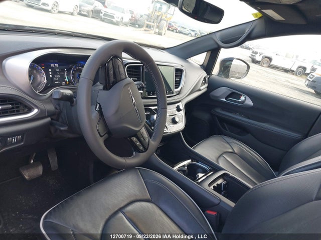 Продажа на аукционе авто 2025 Chrysler Pacifica Limited, vin: 2C4RC1GG1SR570718, номер лота: 12700719