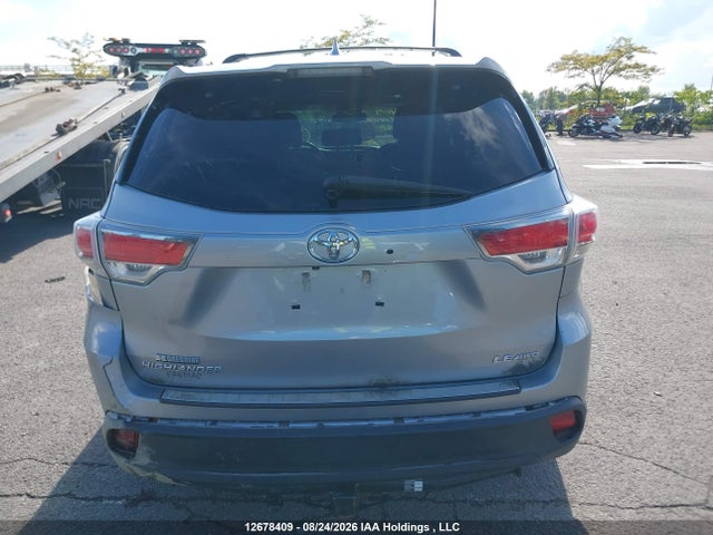 Toyota Highlander Le 2016 5TDBKRFH3GS261778 Image 17