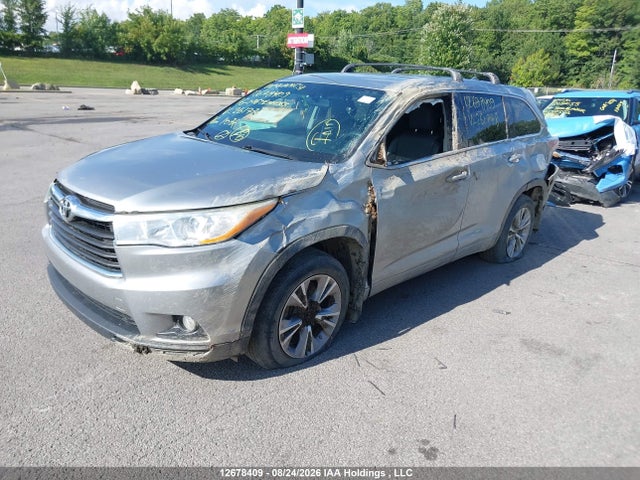 Toyota Highlander Le 2016 5TDBKRFH3GS261778 Image 2