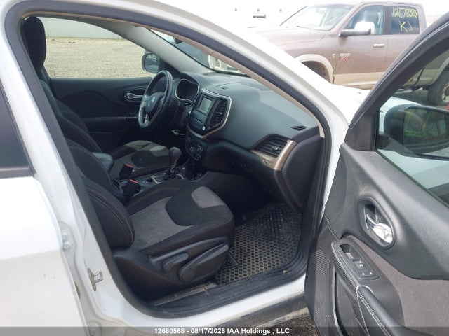 1C4PJMAB6EW270972 Jeep Cherokee Sport