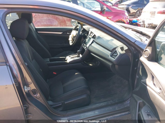 Продажа на аукционе авто 2016 Honda Civic Lx, vin: 2HGFC2F53GH023120, номер лота: 12685673