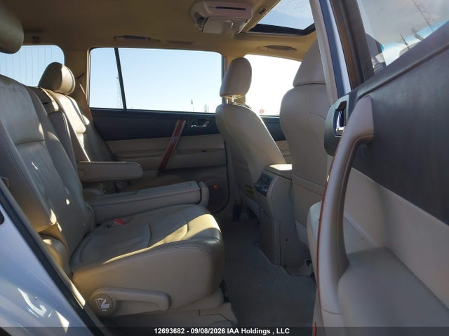 12693682 :رقم المزاد ، JTEES42A782082172 vin ، 2008 Toyota Highlander V6 Limited مزاد بيع