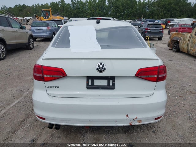 12700788 :رقم المزاد ، 3VW2K7AJXFM257852 vin ، 2015 Volkswagen Jetta 2.0l Trendline/2.0l Trendline+ مزاد بيع