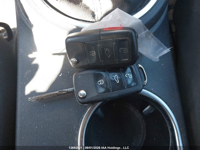 Продажа на аукционе авто 2012 Volkswagen Beetle 2.5l Comfortline/2.5l Highline, vin: 3VWHX7AT6CM620673, номер лота: 12692521