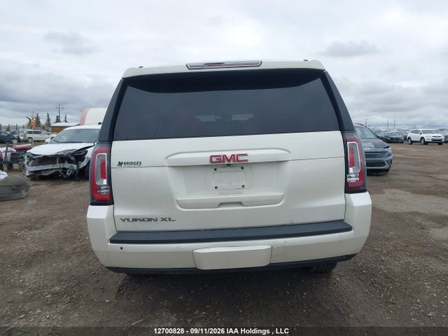 2015 Gmc Yukon Xl K1500 Slt მანქანა იყიდება აუქციონზე, vin: 1GKS2HKC1FR277869, აუქციონის ნომერი: 12700828