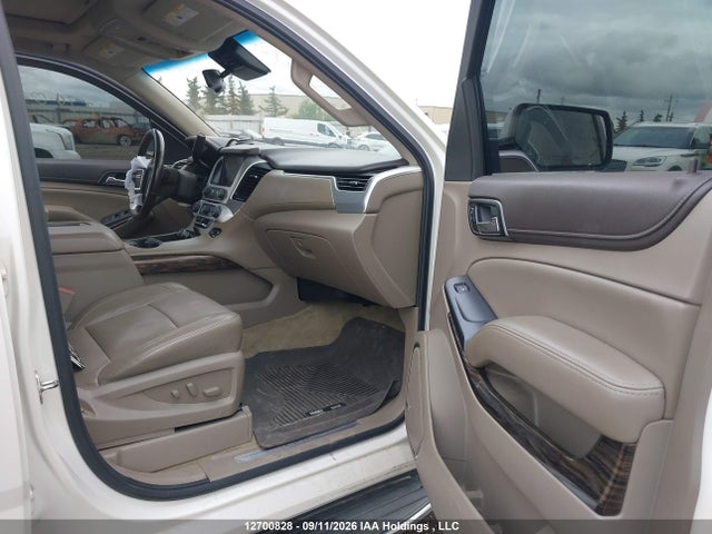 2015 Gmc Yukon Xl K1500 Slt მანქანა იყიდება აუქციონზე, vin: 1GKS2HKC1FR277869, აუქციონის ნომერი: 12700828