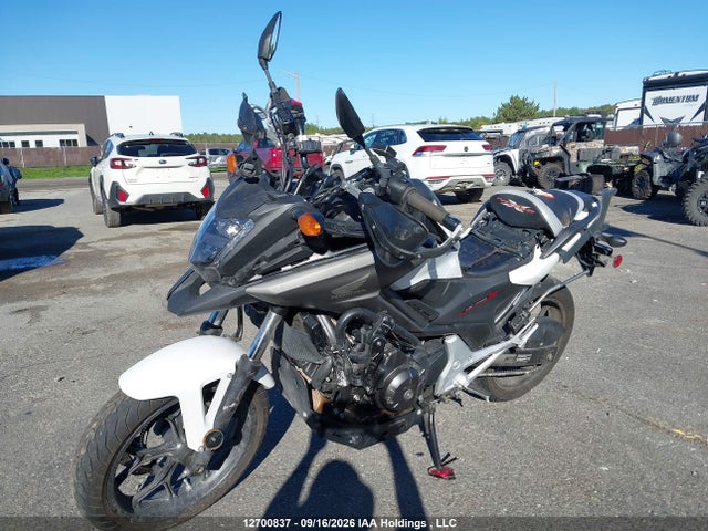 12700837 :رقم المزاد ، JH2RC9022LK400064 vin ، 2020 Honda Nc750 X مزاد بيع