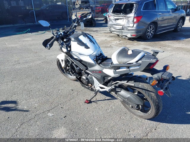12700837 :رقم المزاد ، JH2RC9022LK400064 vin ، 2020 Honda Nc750 X مزاد بيع