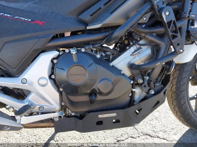 12700837 :رقم المزاد ، JH2RC9022LK400064 vin ، 2020 Honda Nc750 X مزاد بيع