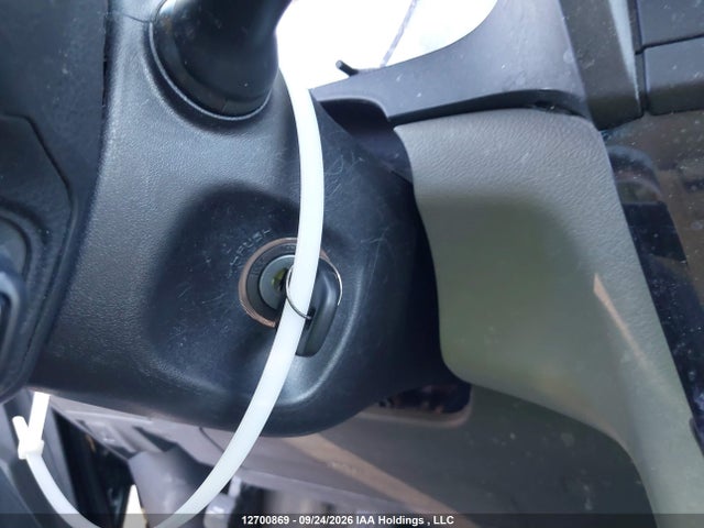 12700869 :رقم المزاد ، 5TDKZ3DC2HS865484 vin ، 2017 Toyota Sienna Le مزاد بيع