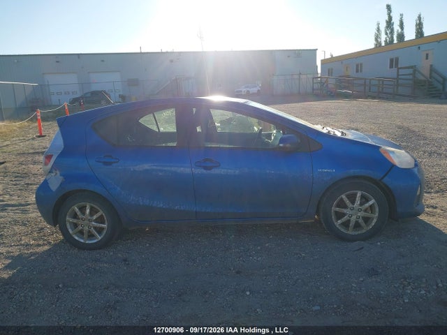 12700906 :رقم المزاد ، JTDKDTB33C1523470 vin ، 2012 Toyota Prius C مزاد بيع