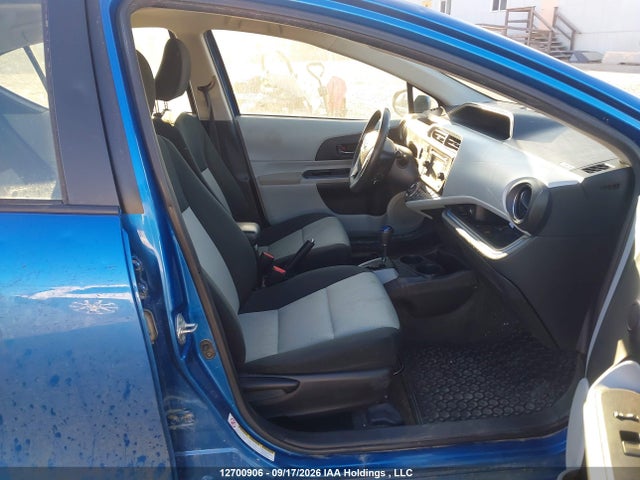 12700906 :رقم المزاد ، JTDKDTB33C1523470 vin ، 2012 Toyota Prius C مزاد بيع