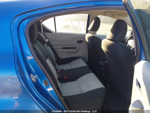12700906 :رقم المزاد ، JTDKDTB33C1523470 vin ، 2012 Toyota Prius C مزاد بيع