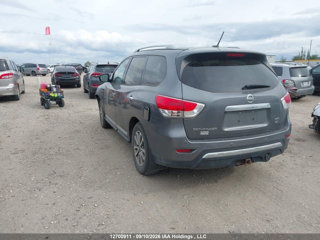 5N1AR2MM5FC715524 Nissan Pathfinder S/sv/sl/platinum