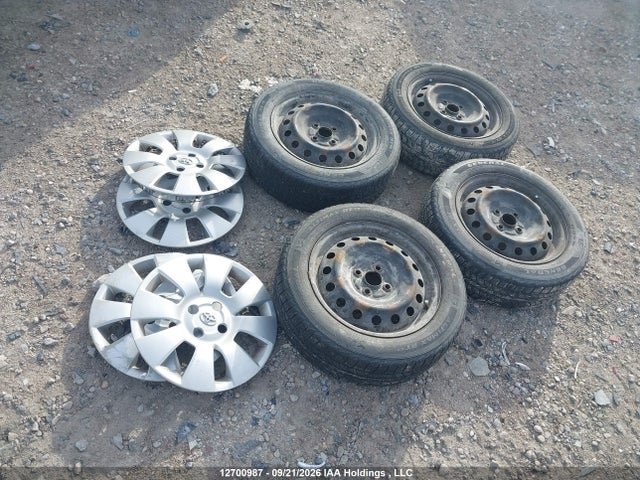 12700987 :رقم المزاد ، JTDKT923885198031 vin ، 2008 Toyota Yaris مزاد بيع