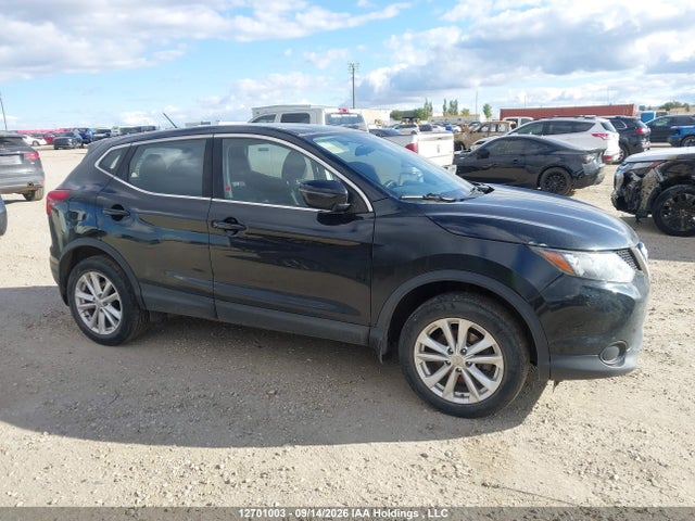 JN1BJ1CP2JW108884 Nissan Qashqai S/sv