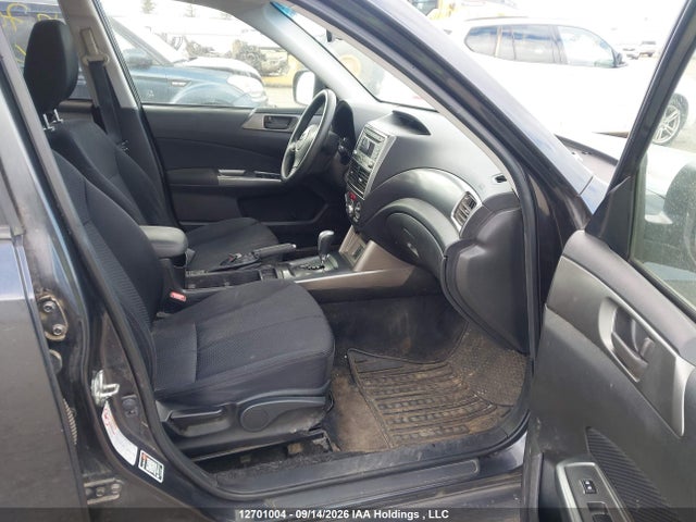 12701004 :رقم المزاد ، JF2SHCBC6CH407323 vin ، 2012 Subaru Forester 2.5x مزاد بيع