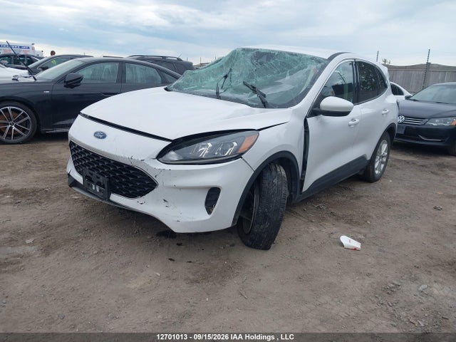 Ford ESCAPE SE 2020 1FMCU9G6XLUB83366 Image 2