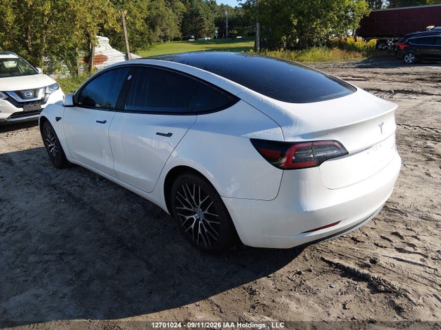 5YJ3E1EB3NF273716 Tesla MODEL 3