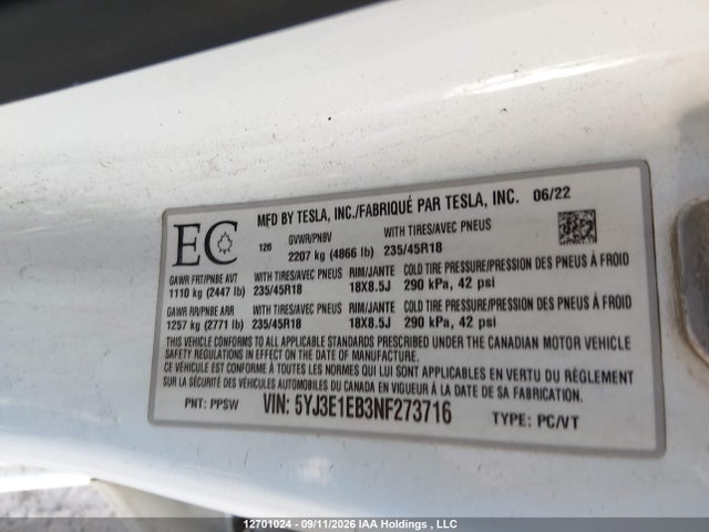 5YJ3E1EB3NF273716 Tesla MODEL 3