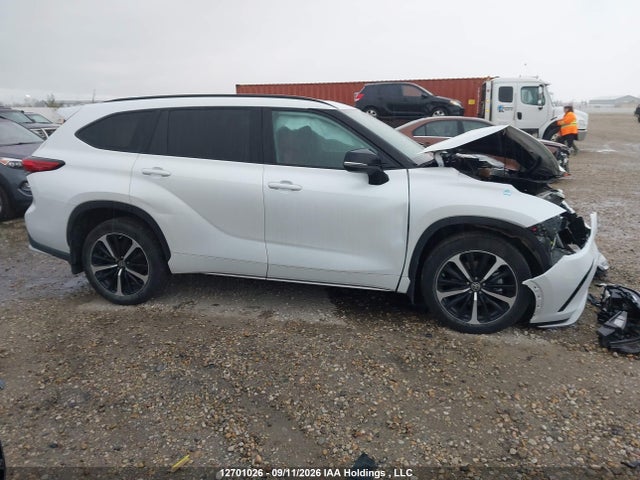 12701026 :رقم المزاد ، 5TDLZRBH9NS217884 vin ، 2022 Toyota Highlander Xse مزاد بيع