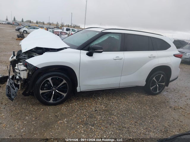 12701026 :رقم المزاد ، 5TDLZRBH9NS217884 vin ، 2022 Toyota Highlander Xse مزاد بيع