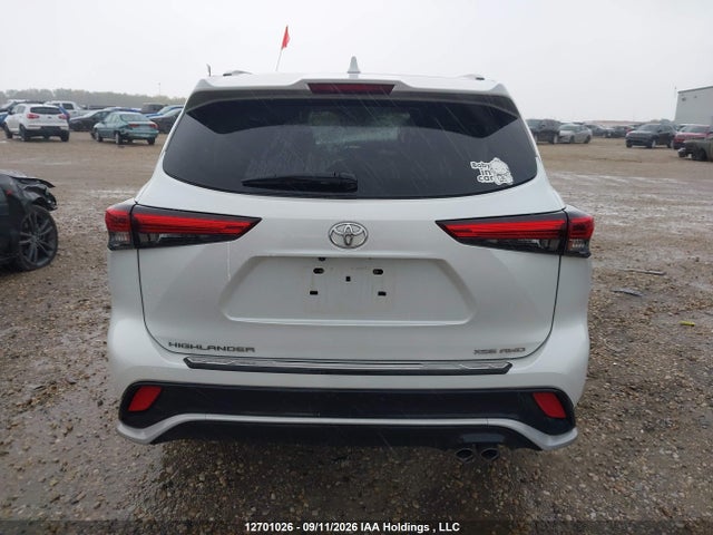 12701026 :رقم المزاد ، 5TDLZRBH9NS217884 vin ، 2022 Toyota Highlander Xse مزاد بيع