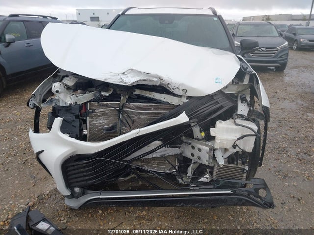 12701026 :رقم المزاد ، 5TDLZRBH9NS217884 vin ، 2022 Toyota Highlander Xse مزاد بيع