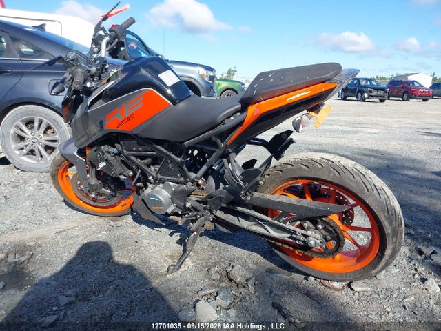 MD2JPC40XPC016589 KTM 200 Duke