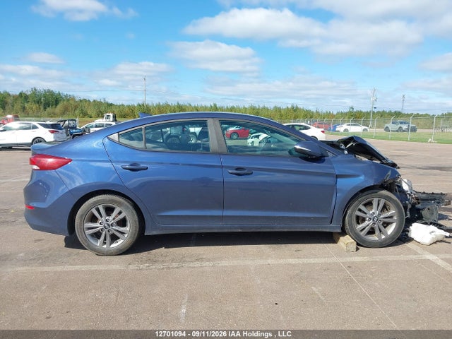 12701094 :رقم المزاد ، KMHD84LF0HU374934 vin ، 2017 Hyundai Elantra Gl مزاد بيع