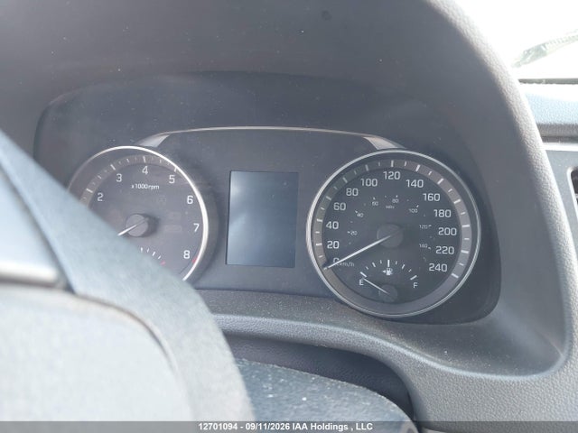 12701094 :رقم المزاد ، KMHD84LF0HU374934 vin ، 2017 Hyundai Elantra Gl مزاد بيع