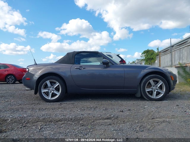 Продаж на аукціоні авто 2007 Mazda Mx-5 Miata, vin: JM1NC15F970127923, номер лоту: 12701139