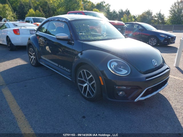 Volkswagen Beetle 2.0 Tsi Dune 2018 3VWSD7AT2JM726632 zdjęcie główne