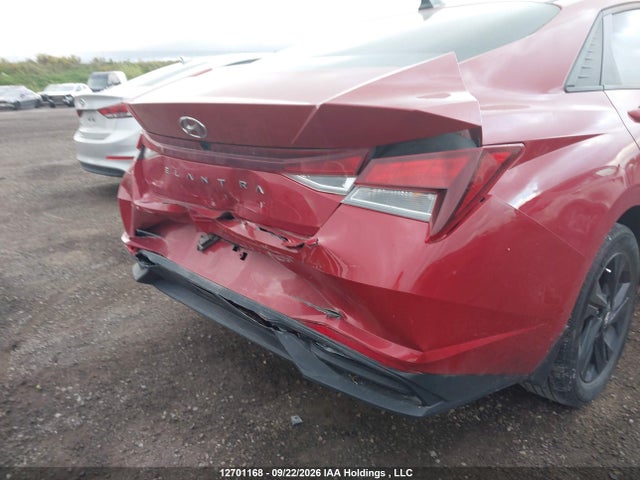 KMHLM4AG5NU318678 Hyundai Elantra