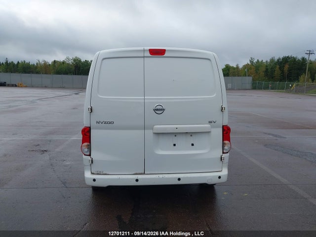 12701211 :رقم المزاد ، 3N6CM0KN1MK698429 vin ، 2021 Nissan Nv200 S/sv مزاد بيع