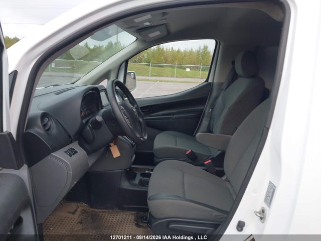 12701211 :رقم المزاد ، 3N6CM0KN1MK698429 vin ، 2021 Nissan Nv200 S/sv مزاد بيع